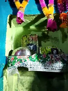 Snapshot of Chanchal_pande chatting on February 2026 03:17:02 PM Chanchal pande online show from February 2026 03:17:02 PM