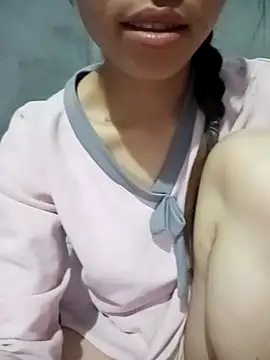 Snapshot of Hayaya11 chatting on April 2026 04:42:02 PM Hayaya11 online show from April 2026 04:42:02 PM