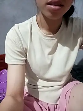 Snapshot of Hayaya11 chatting on May 2026 10:42:01 AM Hayaya11 online show from May 2026 10:42:01 AM