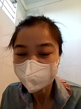 Snapshot of Daisy-lusia2026 chatting on May 2026 10:48:02 PM Daisy-lusia2026 online show from May 2026 10:48:02 PM