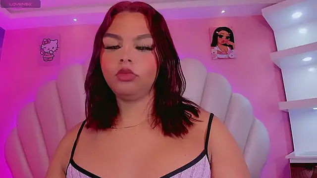 Snapshot of Maia_Hotts chatting on February 2026 12:09:02 PM Maia Hotts online show from February 2026 12:09:02 PM