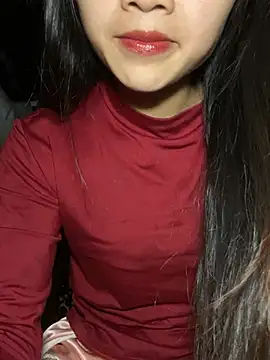 Snapshot of uyensexy chatting on February 2026 02:27:02 PM uyensexy online show from February 2026 02:27:02 PM