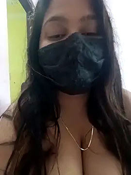 Aliya Hott online show from April 2026 06:01:01 PM