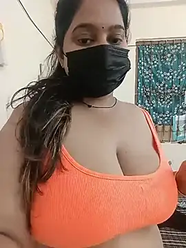 Snapshot of Aliya_Hott chatting on July 2026 05:06:02 PM Aliya Hott online show from July 2026 05:06:02 PM