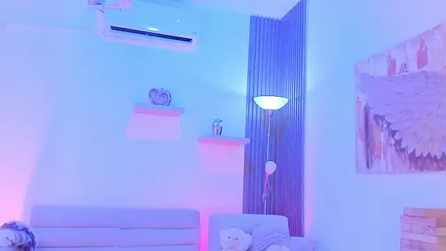 Snapshot of TAHIELA_ chatting on February 2026 11:03:01 AM TAHIELA online show from February 2026 11:03:01 AM