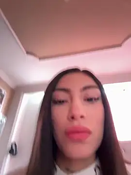 Snapshot of Bonny_Eva chatting on May 2026 06:57:02 PM Bonny Eva online show from May 2026 06:57:02 PM