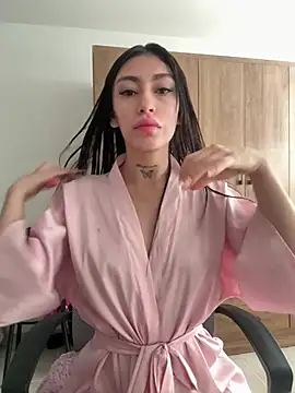 Snapshot of Bonny_Eva chatting on June 2026 01:15:01 PM Bonny Eva online show from June 2026 01:15:01 PM