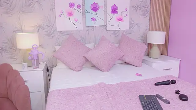 Snapshot of AlejandraMartinezz chatting on February 2026 12:54:01 PM AlejandraMartinezz online show from February 2026 12:54:01 PM