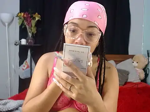 Sexy Supermomm online show from March 2026 08:35:02 PM