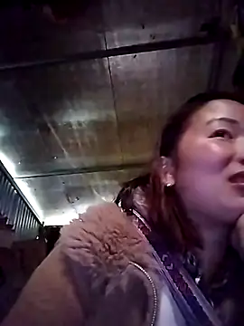 Snapshot of Ella-aa chatting on February 2026 06:44:01 AM Ella-aa online show from February 2026 06:44:01 AM