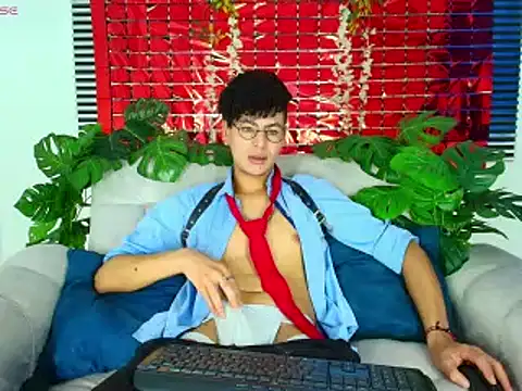 Snapshot of ThiiagoSaeenz chatting on February 2026 03:13:02 PM ThiiagoSaeenz online show from February 2026 03:13:02 PM