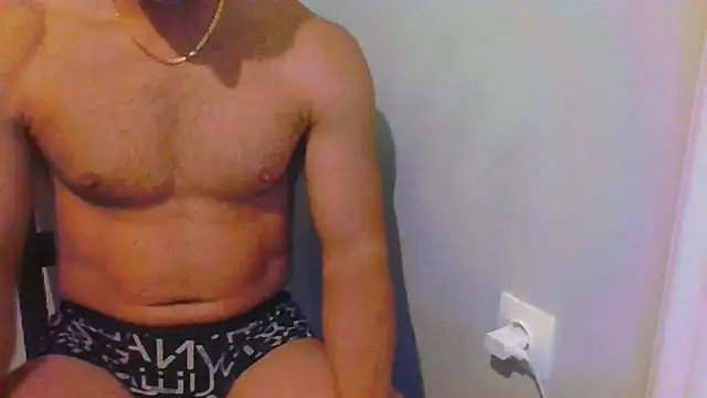 YoungforOld32 online show from May 2026 11:53:01 AM