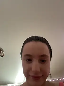 MiaTee online show from March 2026 03:03:02 AM