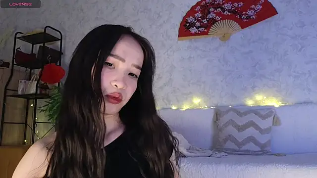 saya li11 online show from February 2026 04:14:01 PM