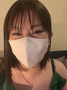 Mitsuco surflady online show from April 2026 06:38:01 PM