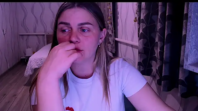 MagicKatarina  online show from April 2026 06:39:01 PM