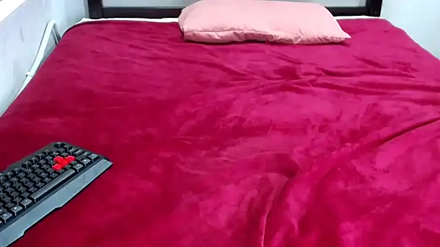 Snapshot of BlaqRosexox chatting on February 2026 06:13:01 AM BlaqRosexox online show from February 2026 06:13:01 AM