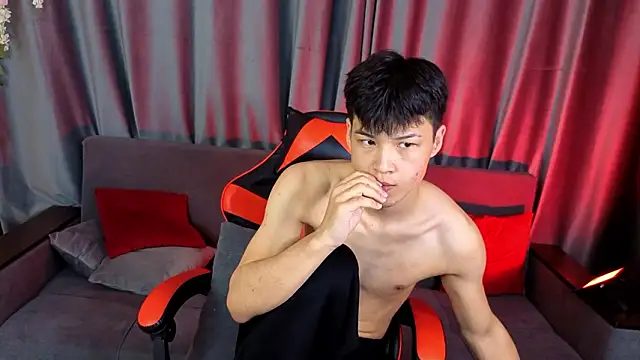 XanneLL online show from February 2026 01:33:02 PM