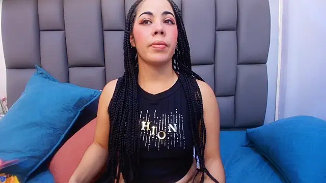 Snapshot of melany_roberts_ chatting on May 2026 03:03:02 AM melany roberts online show from May 2026 03:03:02 AM