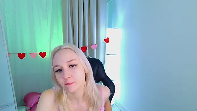 Snapshot of Audrey_Kiss chatting on February 2026 07:04:02 AM Audrey Kiss online show from February 2026 07:04:02 AM