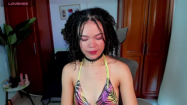 Monic Bellucci online show from February 2026 03:12:01 PM