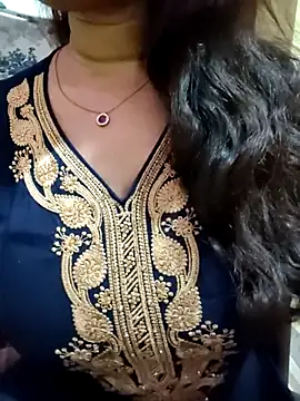 Snapshot of PARI51 chatting on February 2026 08:43:01 PM PARI51 online show from February 2026 08:43:01 PM