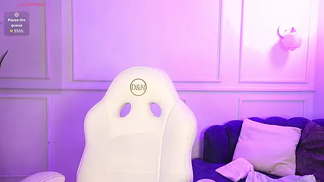 Lia Velez  online show from March 2026 03:45:02 AM