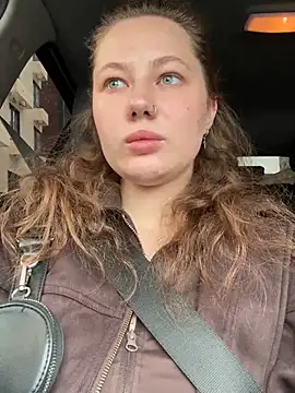 AsynaYuuki online show from April 2026 10:46:01 AM