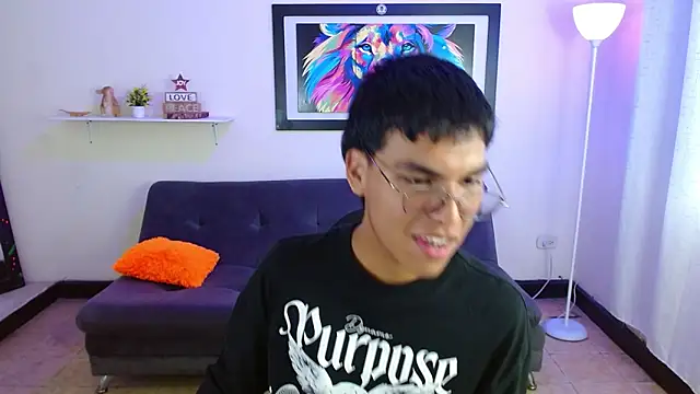 Maecum18 online show from March 2026 09:47:02 PM