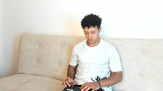  Alex Colton online show from February 2026 10:06:01 PM