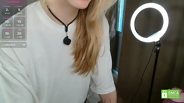 Alex-wer online show from May 2026 02:03:01 PM