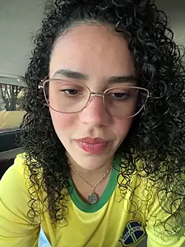 SirenStell0 online show from June 2026 04:33:01 PM