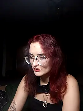 Snapshot of Persefoha chatting on February 2026 04:42:02 AM Persefoha online show from February 2026 04:42:02 AM