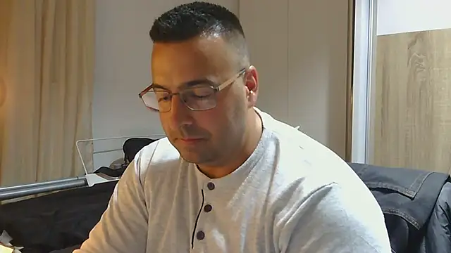 VanillaTime78-Jorge online show from April 2026 10:01:01 PM