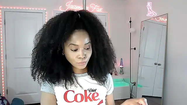 JazmineFoxx online show from April 2026 07:48:01 PM