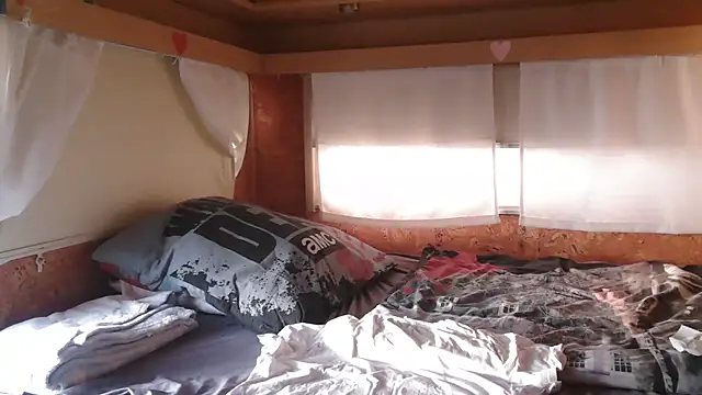 Snapshot of Sylly chatting on February 2026 06:55:02 AM Sylly online show from February 2026 06:55:02 AM