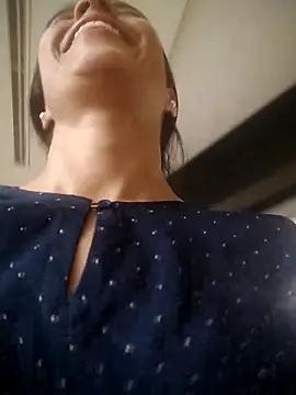 EvaMiranda online show from April 2026 07:40:01 PM