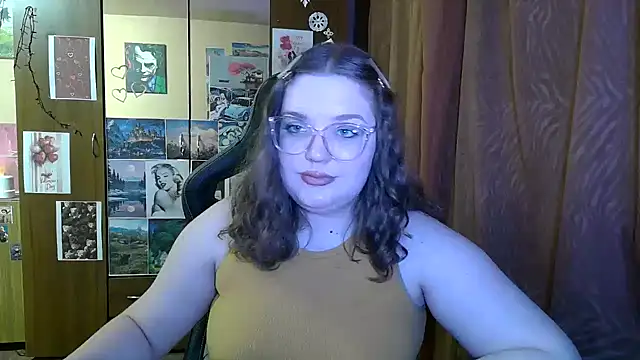 Teasing Dora online show from February 2026 06:59:01 PM