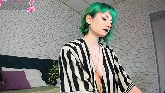 Snapshot of Scarle_Whisper chatting on May 2026 09:26:01 AM Scarle Whisper online show from May 2026 09:26:01 AM