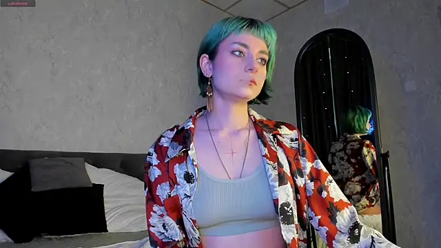 Snapshot of Scarle_Whisper chatting on May 2026 09:17:02 AM Scarle Whisper online show from May 2026 09:17:02 AM