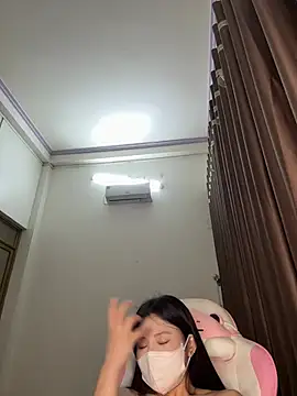 wang1472581 online show from April 2026 09:51:02 AM