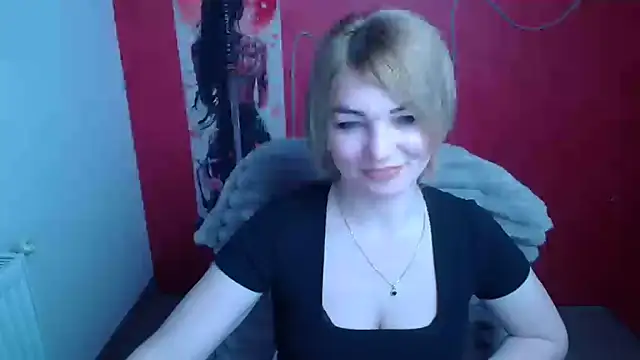 CuttieEmma online show from March 2026 07:15:01 AM