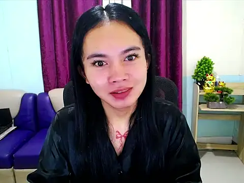 Snapshot of devine_goddess chatting on April 2026 03:53:01 PM devine goddess online show from April 2026 03:53:01 PM