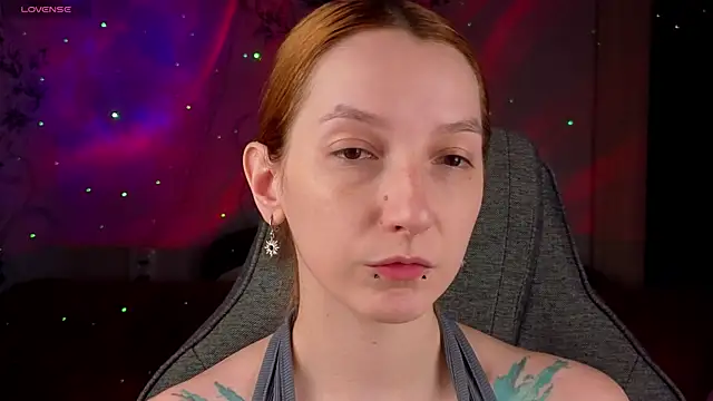 Snapshot of Vamp_Mila chatting on May 2026 02:02:01 PM Vamp Mila online show from May 2026 02:02:01 PM