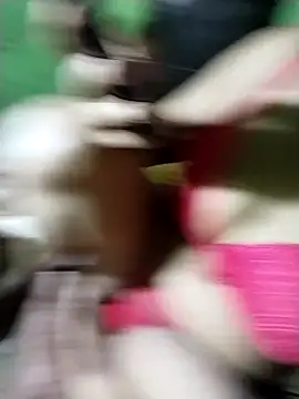 Romantic-Couple999 online show from April 2026 05:20:02 PM