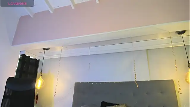 SamiraMalek  online show from February 2026 12:35:01 PM