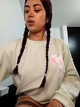 Snapshot of _ValentinaX_ chatting on February 2026 11:39:02 AM ValentinaX online show from February 2026 11:39:02 AM