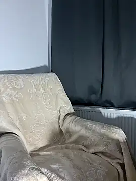 Snapshot of AbellaDesiree chatting on March 2026 04:36:02 AM AbellaDesiree online show from March 2026 04:36:02 AM