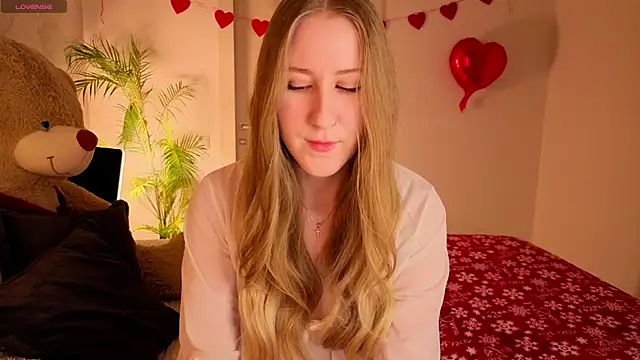 Snapshot of CassieReborn chatting on February 2026 03:42:02 PM CassieReborn online show from February 2026 03:42:02 PM