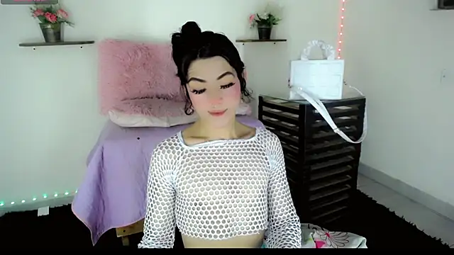 Snapshot of NathalialLooes chatting on February 2026 10:27:02 PM NathalialLooes online show from February 2026 10:27:02 PM